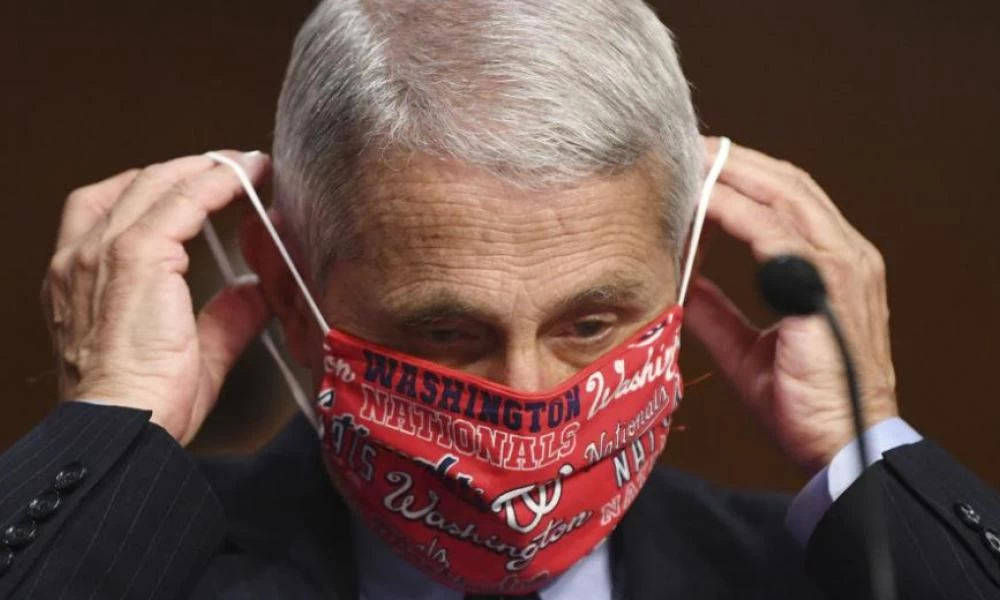 Φάουτσι: Θα έκανα το εμβόλιο της Johnson & Johnson